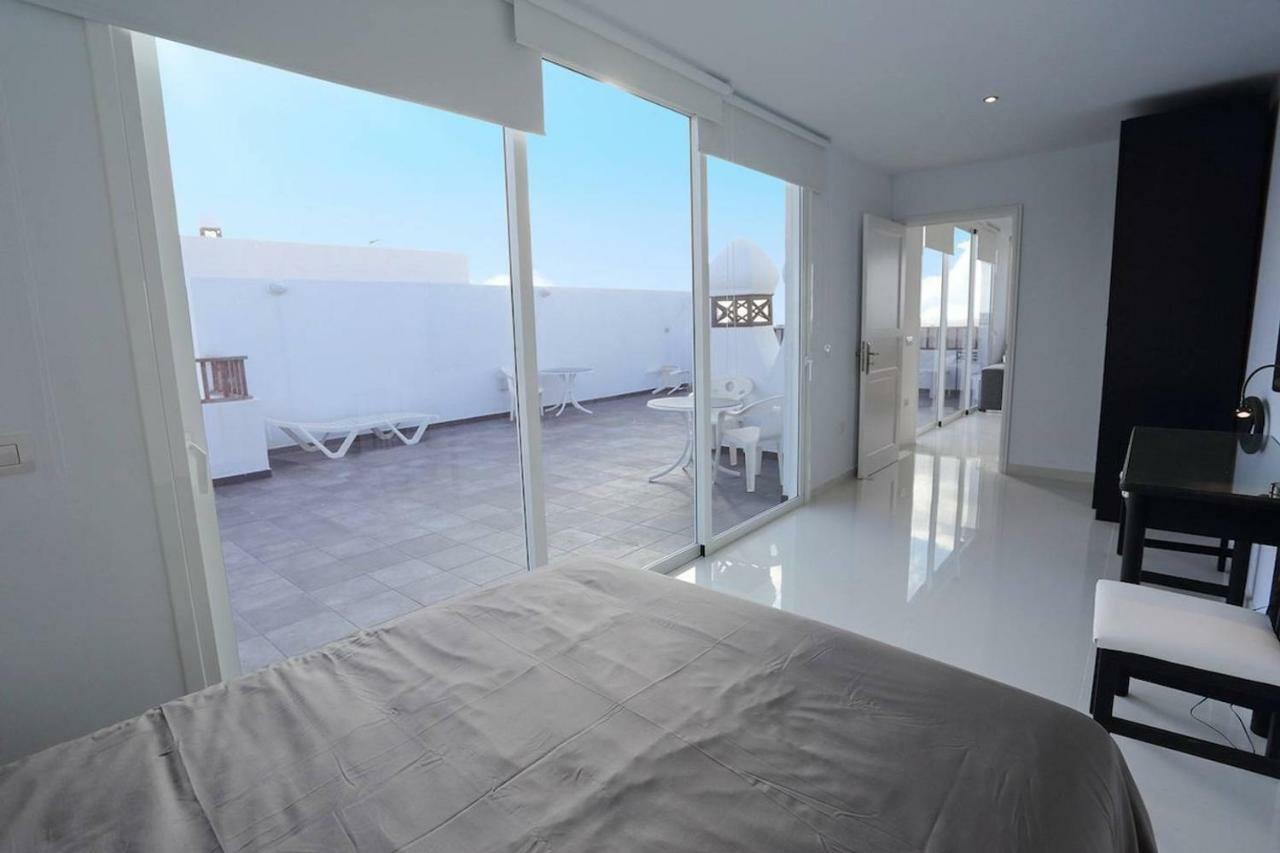 Daruma Apartments 3-Bedroom Penthouse With Sea Views Costa Teguise Kültér fotó